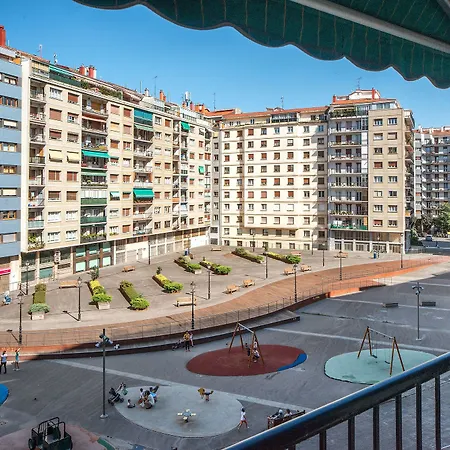 Bella By People San Sebastian
